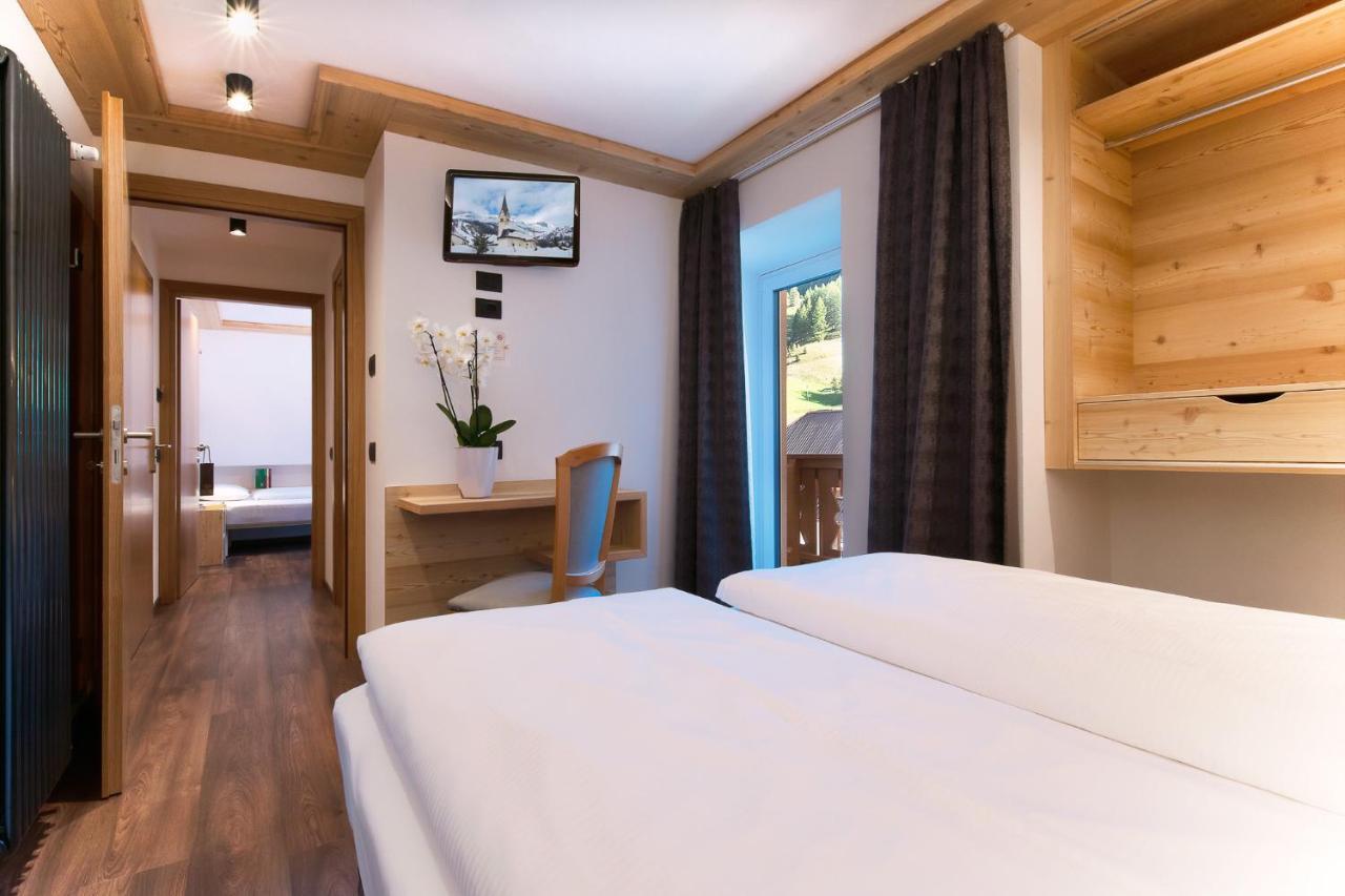 Hotel B&B Marilena Арабба Экстерьер фото
