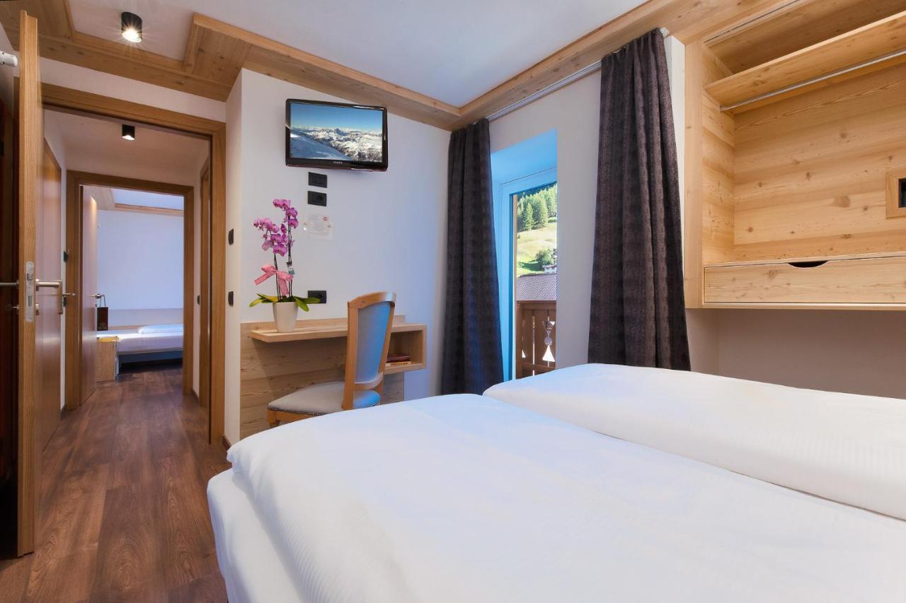 Hotel B&B Marilena Арабба Экстерьер фото