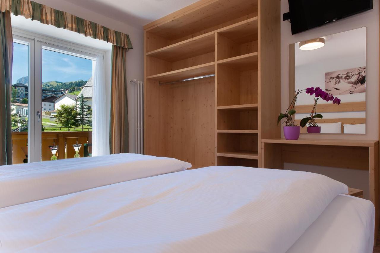 Hotel B&B Marilena Арабба Экстерьер фото